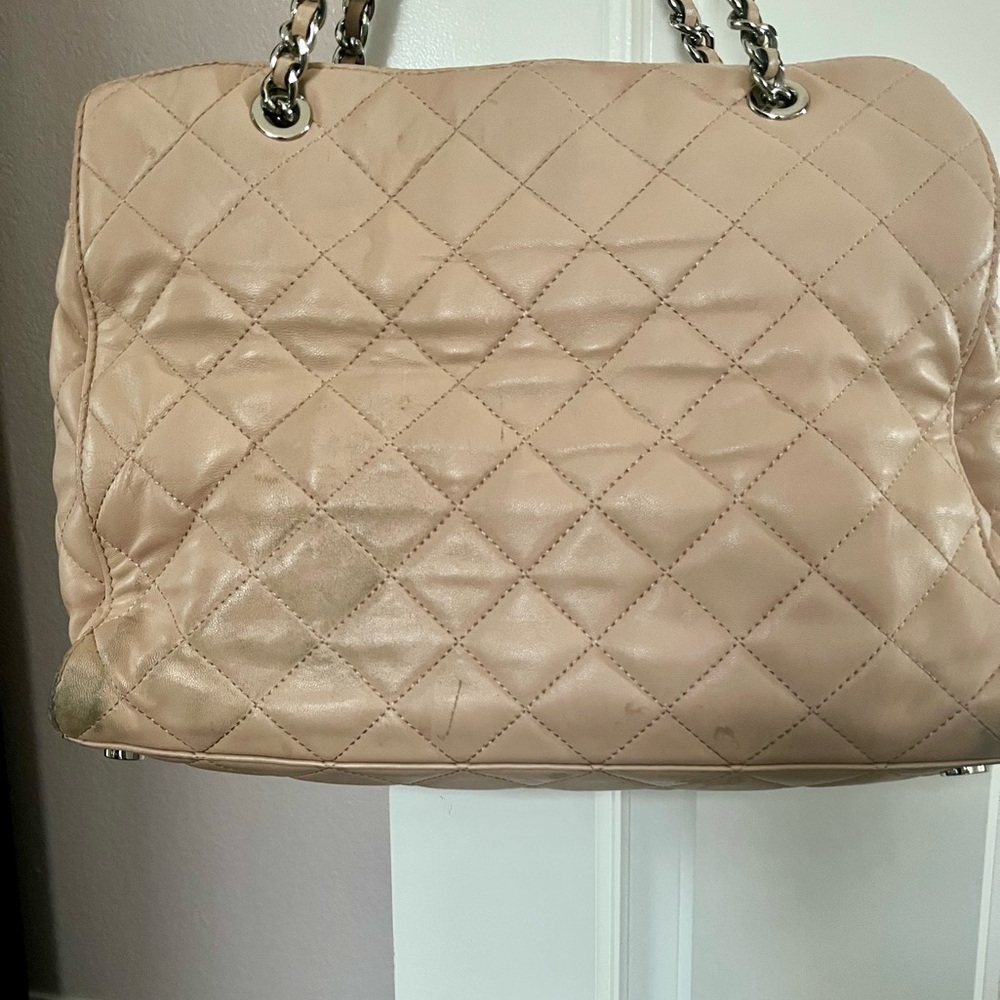 Michael Kors Quilted Tan Shoulder Bag - Picture 2 of 5